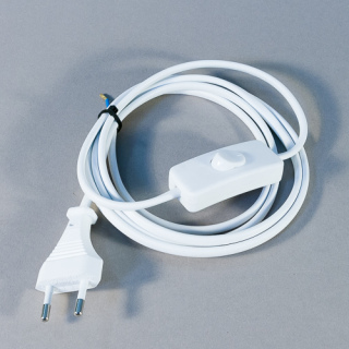 Euro-Anschlussleitung mit Zwischenschalter weiss