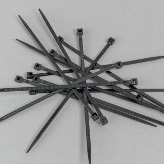 Kabelbinder schwarz 3,5 x 140 x 33