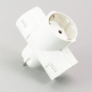 Schuko Zwischenstecker 3-fach