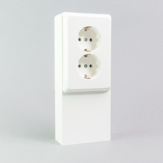 Steckdose im Geräteträger mit Schachtauslaß 2fach reinweiss